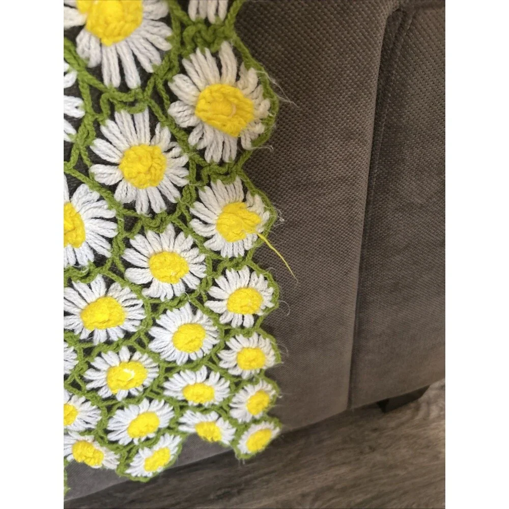 Vintage Handmade 3D Daisy Flowers Crochet Afghan 68” By 43” Cottage Shabby Chic